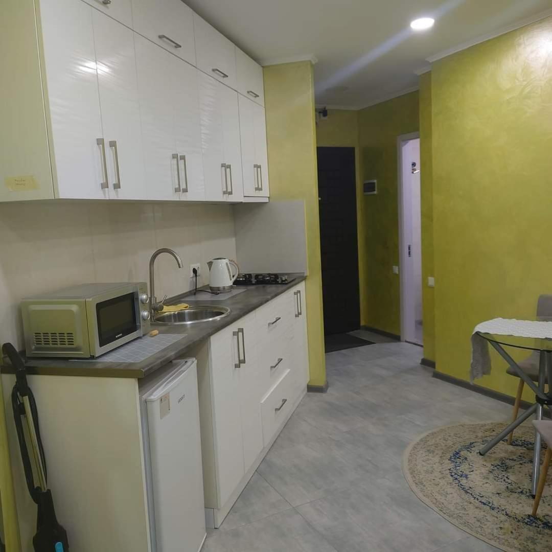 דירות באטומי Bat Towers Studia מראה חיצוני תמונה